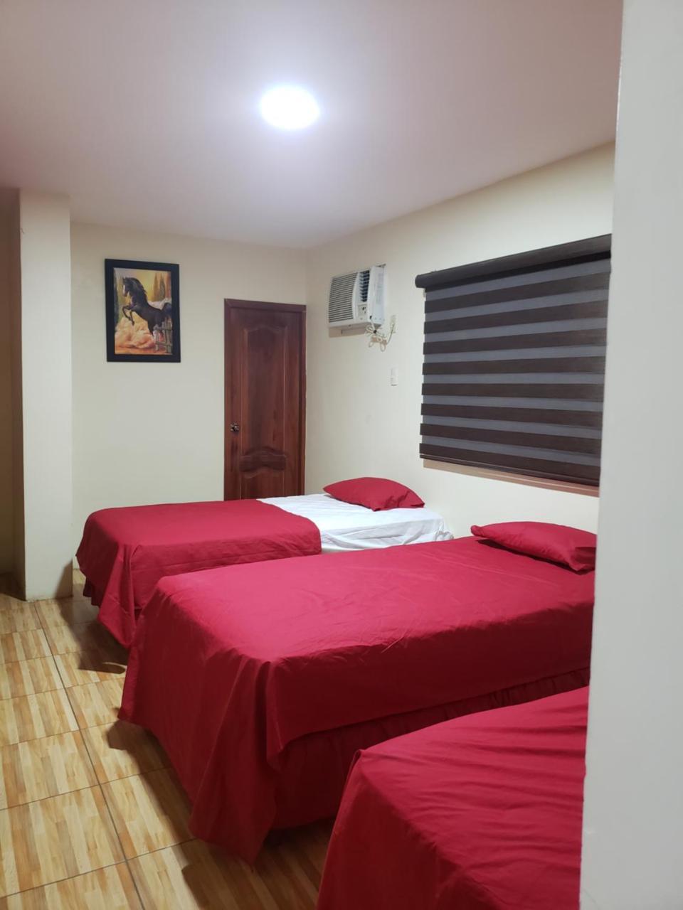 Hostal Las Velas Hotel Manta Kültér fotó